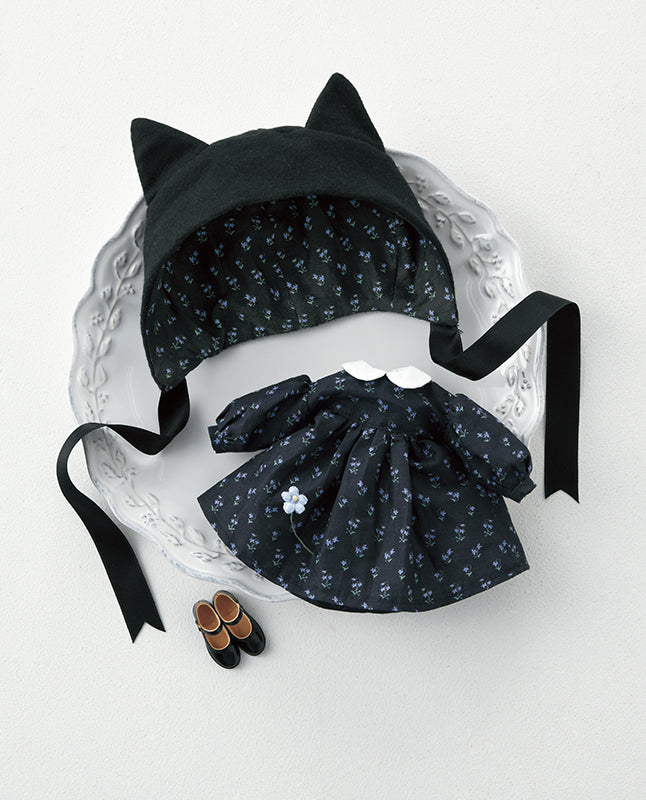 専用です。ドール服ハンドメイドワンピース&ピアスNo.2204・2205 黒いワンピース》「くらはしれいの夢みるドール服」掲載（kit-0067