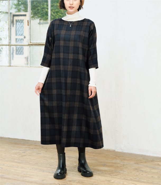 縞大島紬で大人可愛いドルマンスリーブロングワンピースに ドルマンスリーブのワンピース(DLsb-0049)|型紙-ブティック社 公式