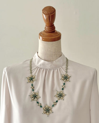 【ビーズキット】アベンチュリンカラーのモザイクモチーフネックレス design安藤潤子/Junko Ando（kit-0080)