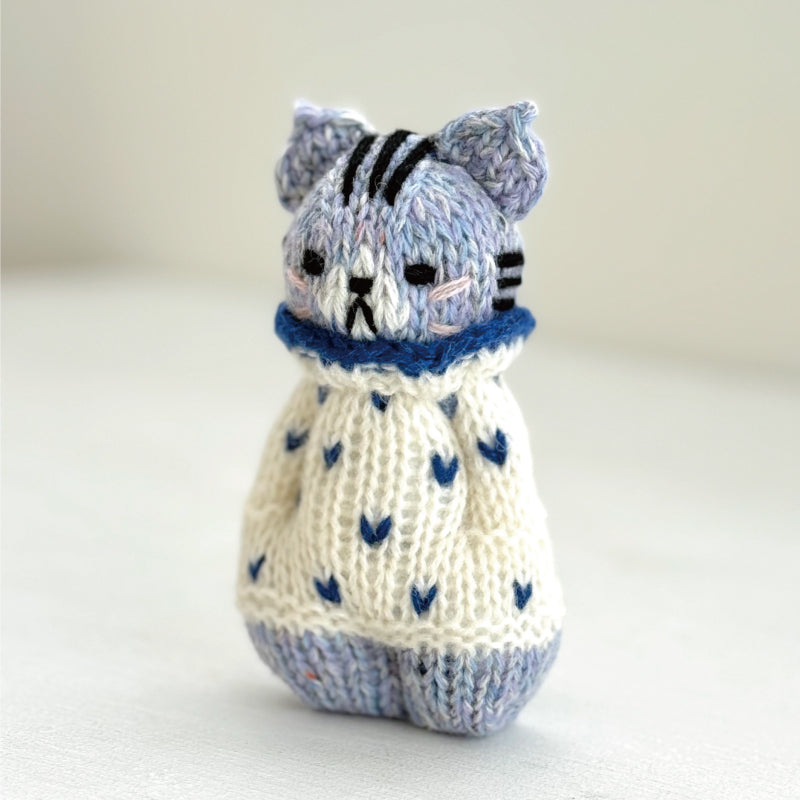 【あみぐるみキット】_《カフェのねこ店長》byツムギコウボウ（kit-0088）