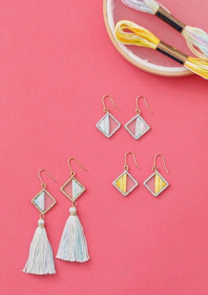 【書籍】刺繍作家kanaのオーガンジー刺繍で作るアクセサリー(S8549)