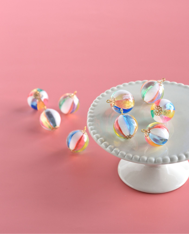 【書籍】とみーのきらめきレジンアクセサリー(S8657)