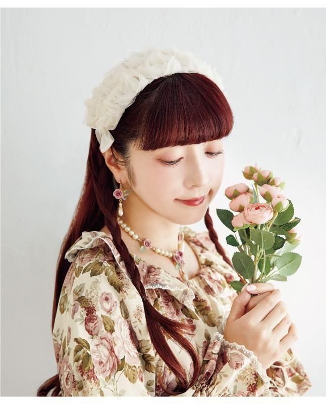 【材料キット】　《ローズヘッドドレス》キット＿青木美沙子のソーイングブック２掲載(レシピなし)(kit-0041)