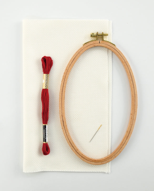 【刺しゅうキット】《赤い花の1色刺しゅう》「刺しゅうの時間 vol.2」掲載（kit-0078)