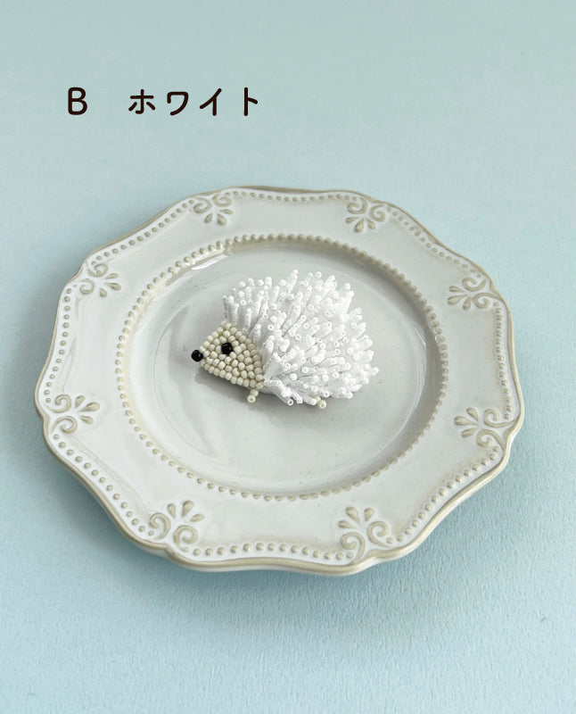 【ビーズキット】ハリネズミのブローチ～ design 下島優子/Yuko Shimojima（kit-0061)