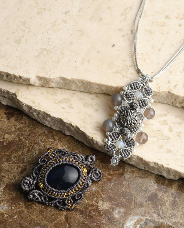 【マクラメキット】《アラベスクのブローチ》～ design 瞳硝子/Shoko Hitomi（kit-0062)