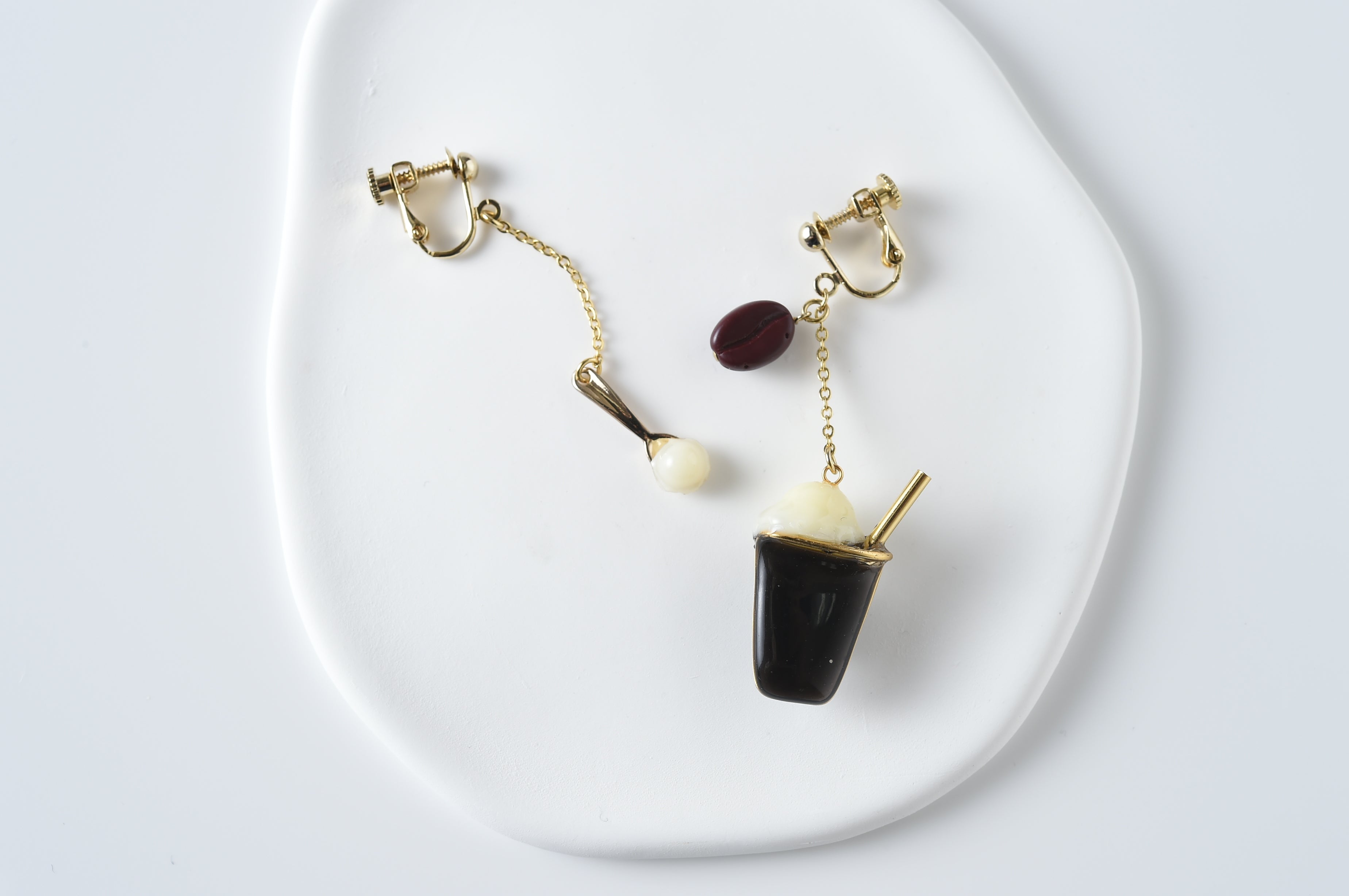 Rebecca ハンドメイド ピアス ホットケーキ　液体アクセサリー 書籍】Rebeccaのレジンで作る小さなときめきアクセサリー(S8756