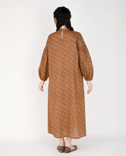 【型紙】バンドカラーのギャザーワンピース　（SB-0108）