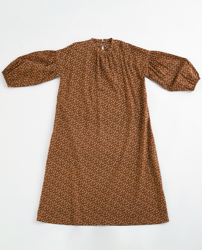 【型紙】バンドカラーのギャザーワンピース　（SB-0108）